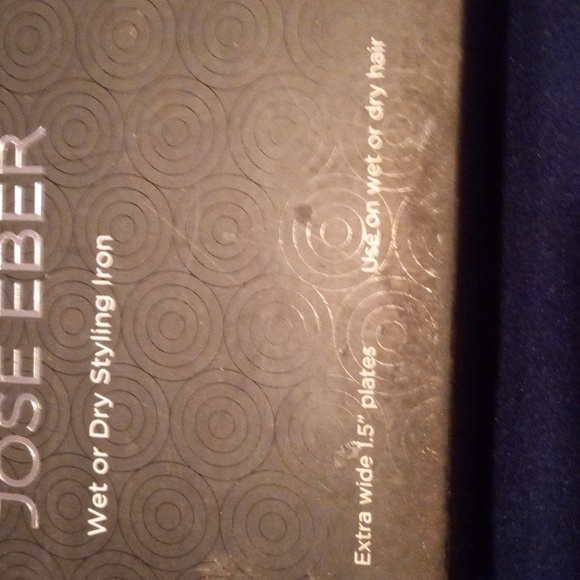 Nwot JOSE EBER flat iron - Picture 2 of 8